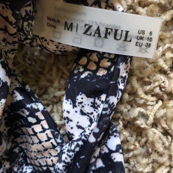 2 piece - Picture 2 of 2